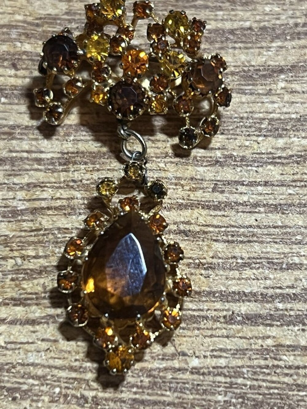 1940 Signed Austria Amber Topaz Rhinestone Dangle Brooch Pin Gold Tone